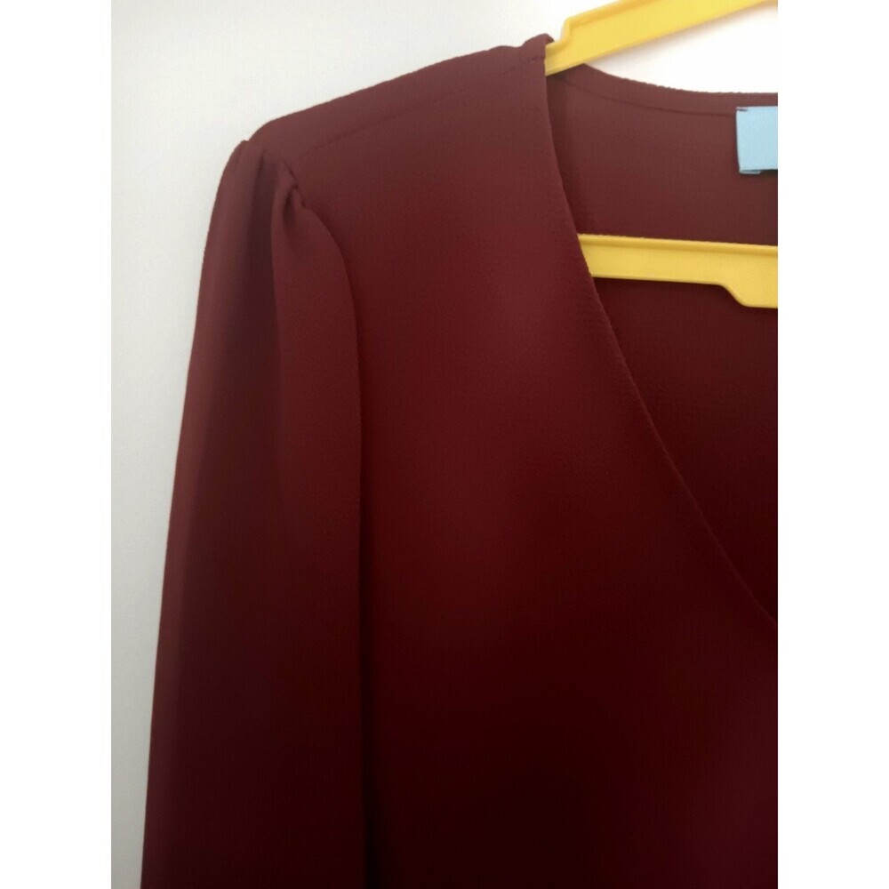 NWT CeCe Claret Red Tie Cuff Ruffle Sleeve Blouse Womens XS V-Neck Long Sleeve - Picture 8 of 9